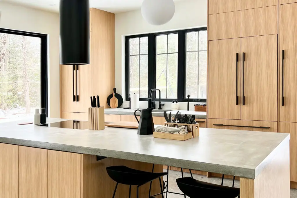 Rift White Oak kitchen cabinets remodel