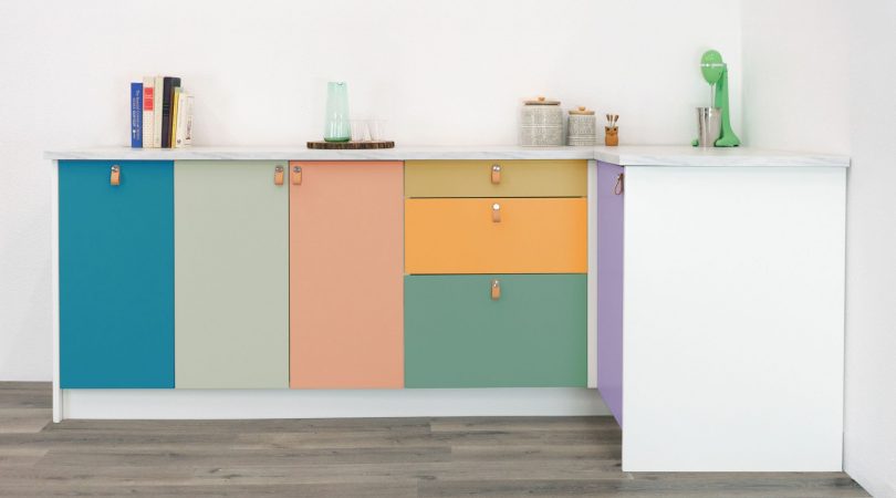 Kulor sample cabinet