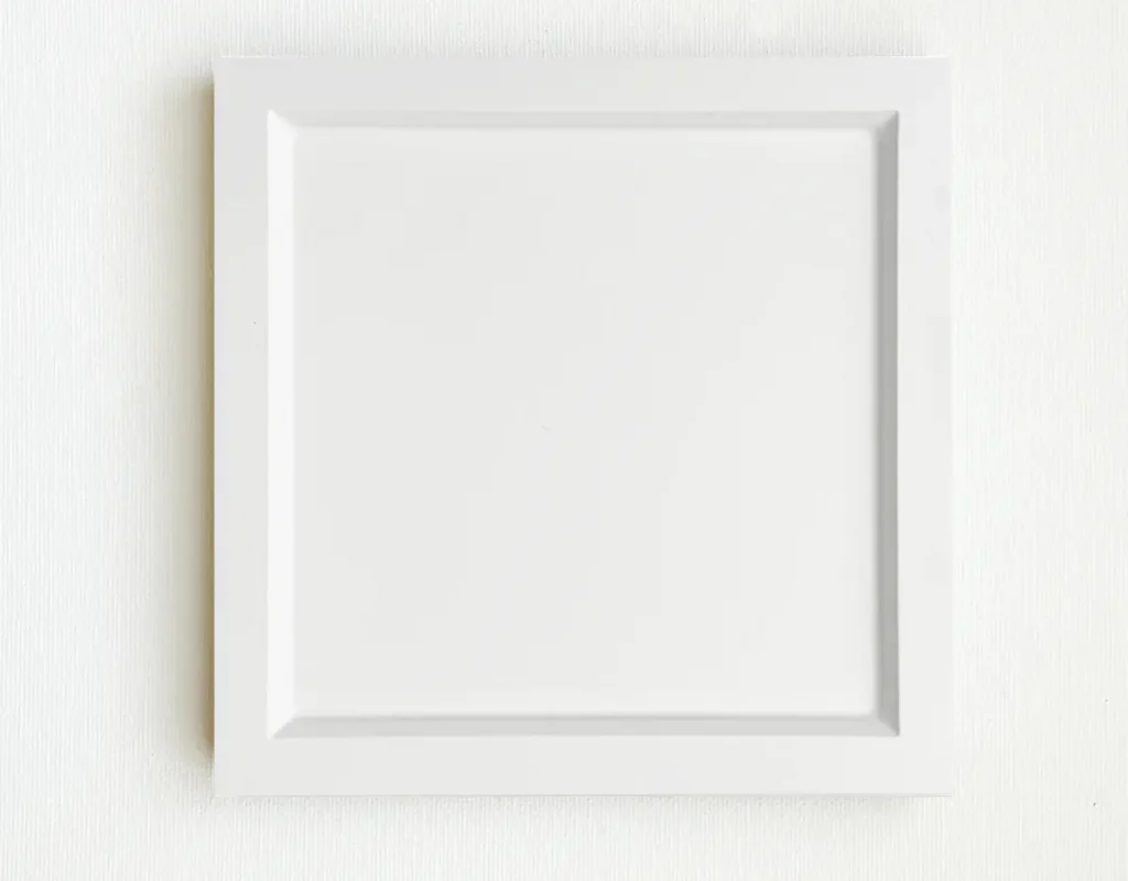 matte-whiteoutline